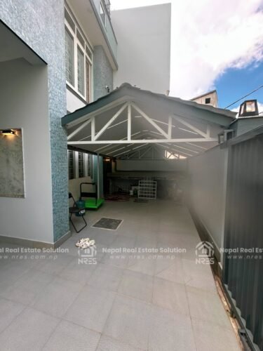 House for sale in khumaltar